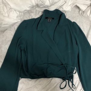 Forever 21 cropped shirt